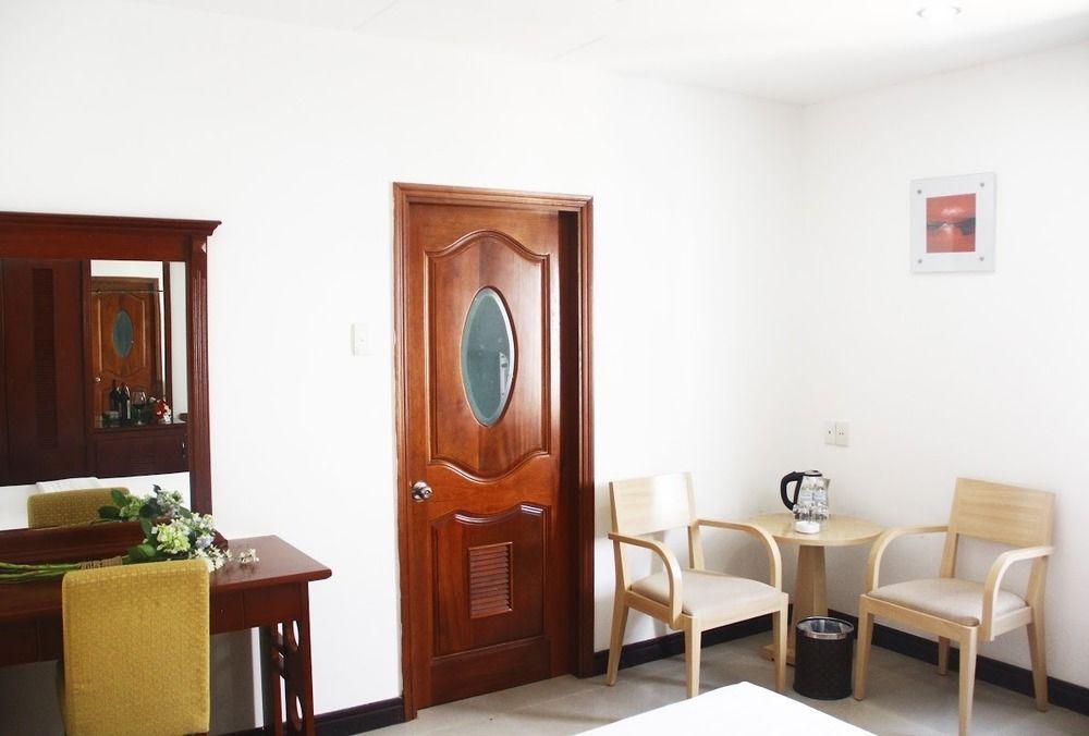 Lien Thanh Hotel Ho Chi Minh City Exterior photo