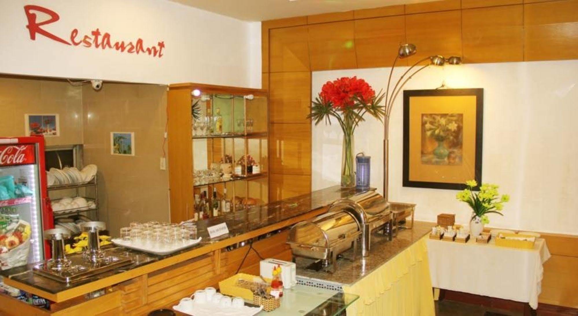 Lien Thanh Hotel Ho Chi Minh City Exterior photo
