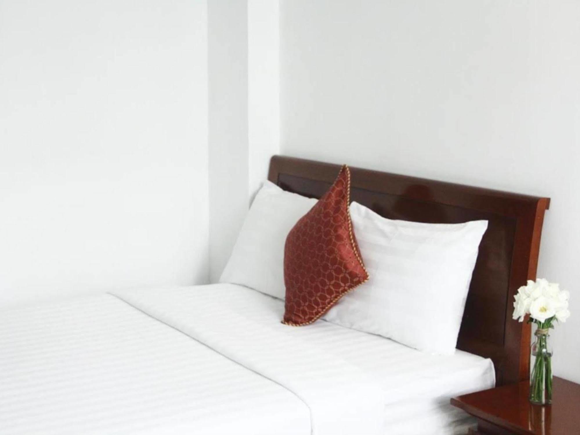 Lien Thanh Hotel Ho Chi Minh City Exterior photo