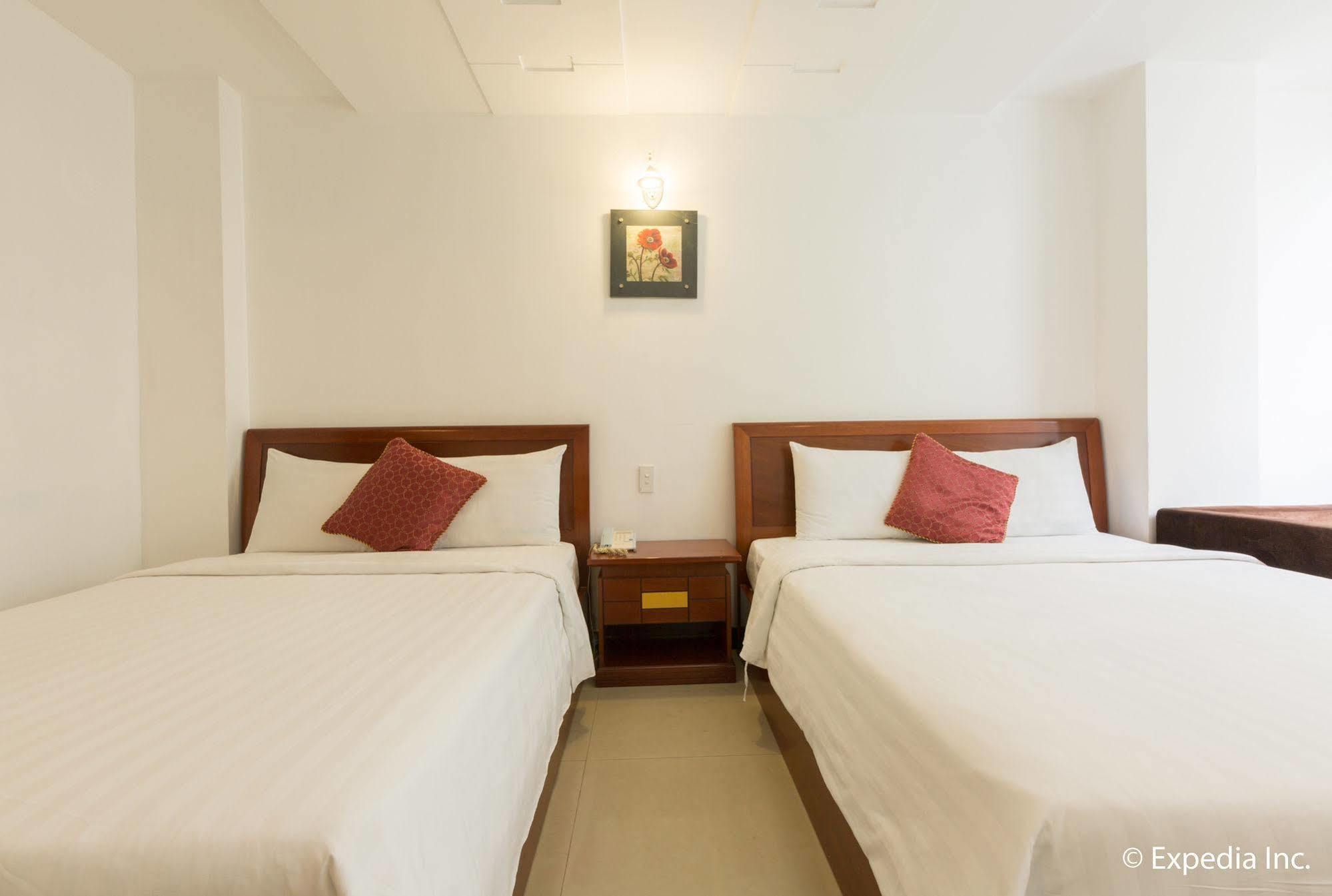 Lien Thanh Hotel Ho Chi Minh City Exterior photo